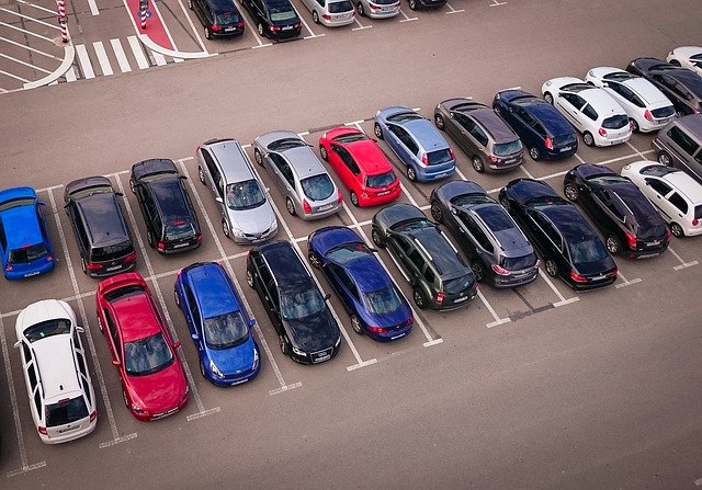 Parkplatz Maße - Wie breit, wie groß, wie viel 🚘 DE-PARK